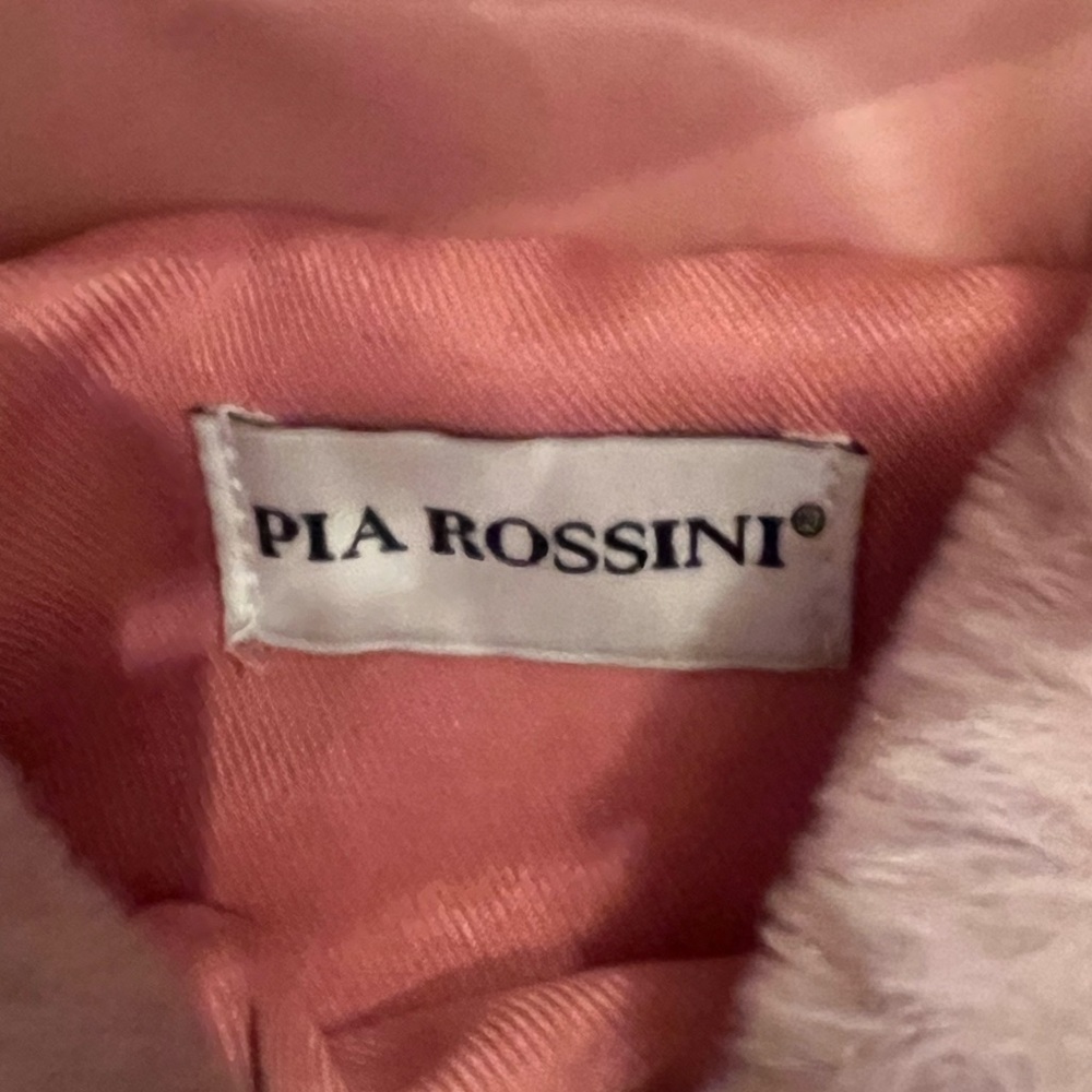 💖Pia Rossini “Hepburn” Faux-Fur Crossbody 
    Bag💖 - Picture 12 of 16